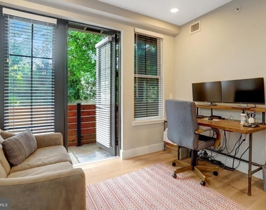 1245 N Pierce Street - Photo Thumbnail 18