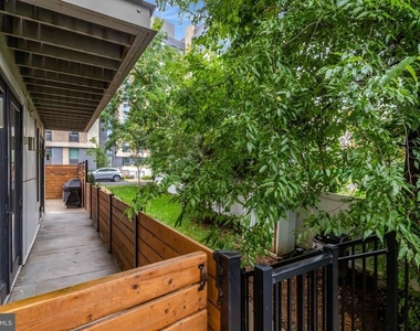 1245 N Pierce Street - Photo Thumbnail 30