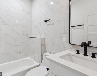 136 E Cumberland Street - Photo Thumbnail 14
