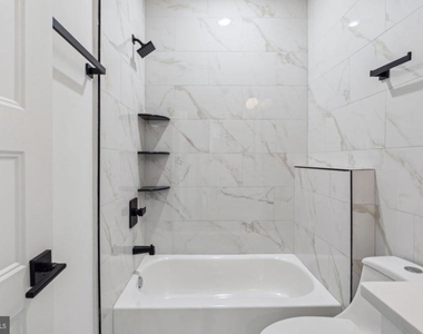 136 E Cumberland Street - Photo Thumbnail 15