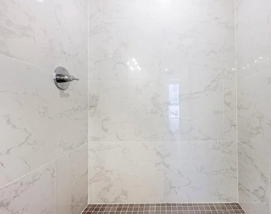 1655 Germantown Avenue - Photo Thumbnail 1