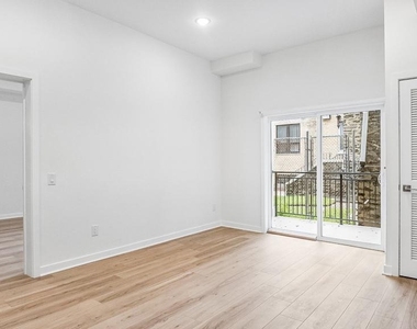 921 Chelten Avenue - Photo Thumbnail 1