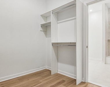 921 Chelten Avenue - Photo Thumbnail 13