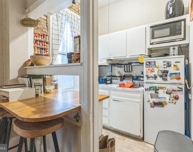 2316 Spruce Street - Photo Thumbnail 6
