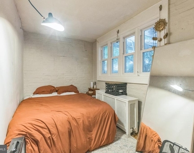 2316 Spruce Street - Photo Thumbnail 12