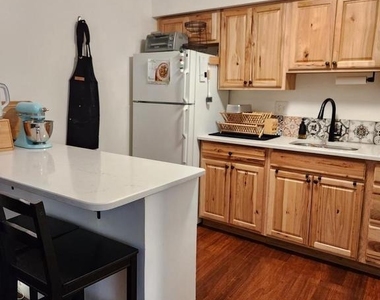 514 S 12th Street - Photo Thumbnail 10