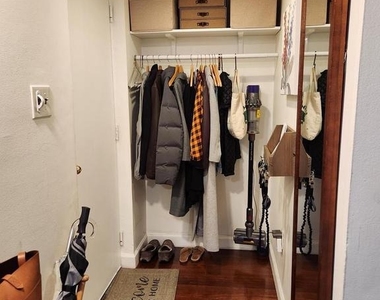514 S 12th Street - Photo Thumbnail 1