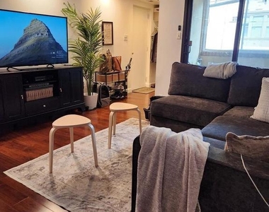 514 S 12th Street - Photo Thumbnail 6