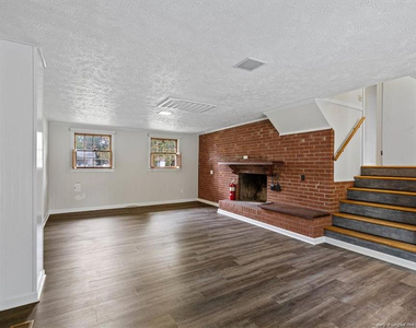 1910 Faber Street - Photo Thumbnail 29
