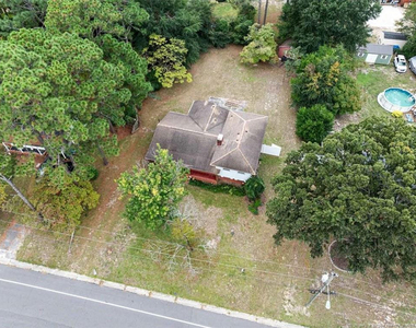 1910 Faber Street - Photo Thumbnail 1
