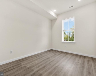 7513 Dicks Avenue - Photo Thumbnail 8