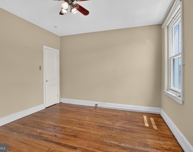 2228 Taggert Street - Photo Thumbnail 9
