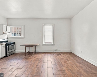 3214 W Diamond Street - Photo Thumbnail 4