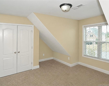 4412 Titleist Drive - Photo Thumbnail 17