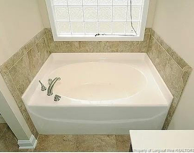 4412 Titleist Drive - Photo Thumbnail 7