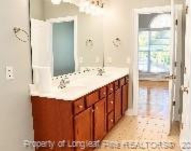 42 Nassau Lane - Photo Thumbnail 16