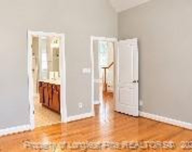 42 Nassau Lane - Photo Thumbnail 20