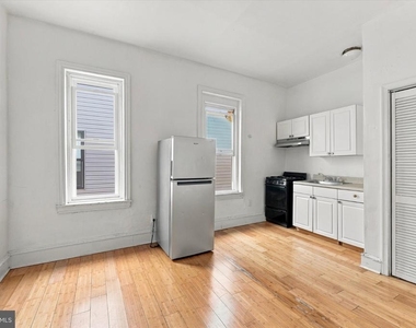 3214 W Diamond Street - Photo Thumbnail 2