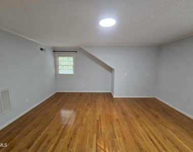 5516 Den Heider Way - Photo Thumbnail 57