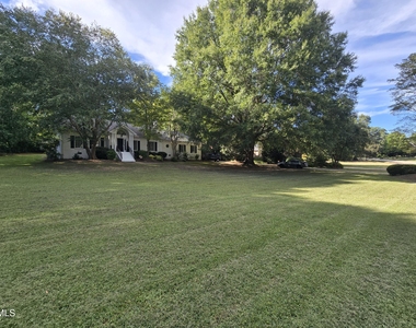 5516 Den Heider Way - Photo Thumbnail 4