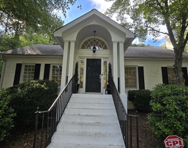 5516 Den Heider Way - Photo Thumbnail 15