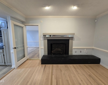 5516 Den Heider Way - Photo Thumbnail 22