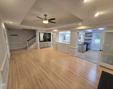 5516 Den Heider Way - Photo Thumbnail 19
