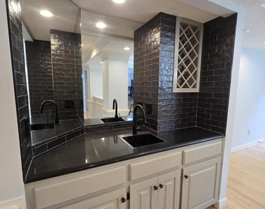 5516 Den Heider Way - Photo Thumbnail 23