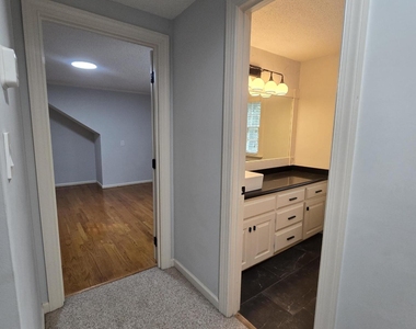 5516 Den Heider Way - Photo Thumbnail 53