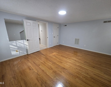 5516 Den Heider Way - Photo Thumbnail 59