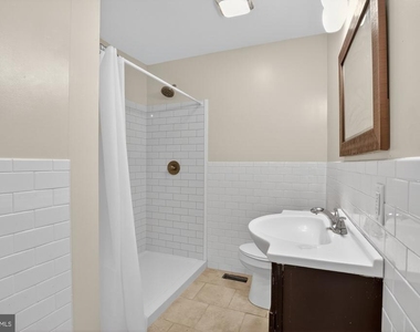 112 E Allen Street - Photo Thumbnail 13