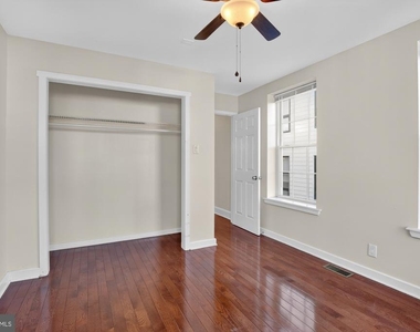 112 E Allen Street - Photo Thumbnail 11