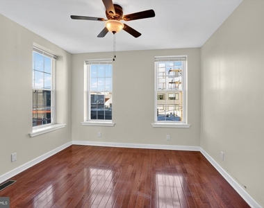 112 E Allen Street - Photo Thumbnail 12
