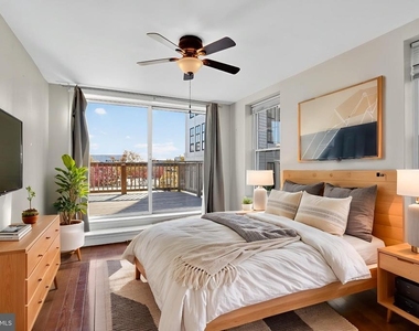 112 E Allen Street - Photo Thumbnail 1