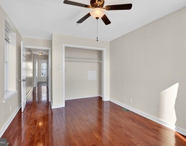 112 E Allen Street - Photo Thumbnail 16