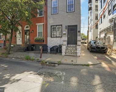 112 E Allen Street - Photo Thumbnail 24