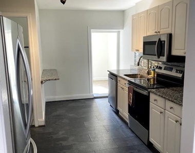 145 East Street - Photo Thumbnail 4