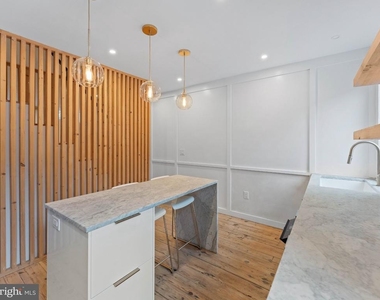 2139 Saint Albans Street - Photo Thumbnail 7