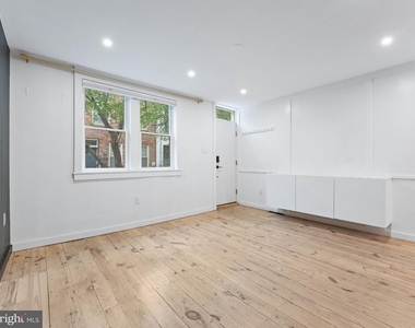2139 Saint Albans Street - Photo Thumbnail 4