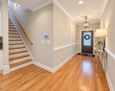 1046 Monmouth Loop - Photo Thumbnail 6