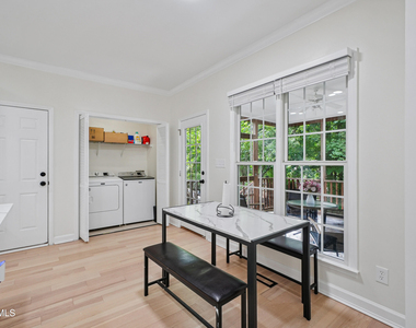 8424 Eagle View Drive - Photo Thumbnail 14