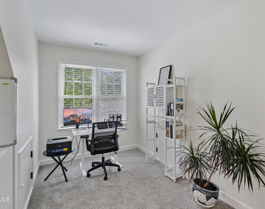 8424 Eagle View Drive - Photo Thumbnail 36