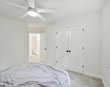 8424 Eagle View Drive - Photo Thumbnail 25
