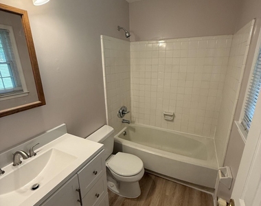 5224 Round Hill Lane - Photo Thumbnail 15