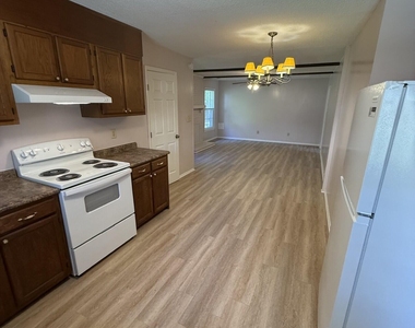 5224 Round Hill Lane - Photo Thumbnail 11