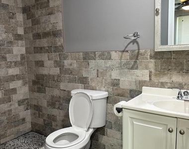 1438 Knorr Street - Photo Thumbnail 9