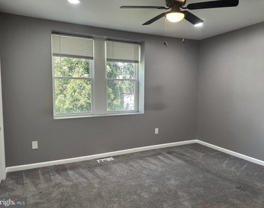1438 Knorr Street - Photo Thumbnail 8