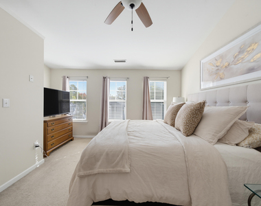 8725 Camden Park Drive - Photo Thumbnail 16
