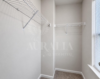 160 Royal Star Way - Photo Thumbnail 27