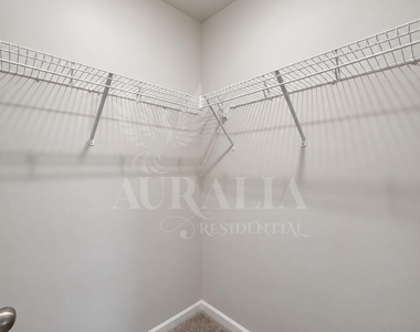 160 Royal Star Way - Photo Thumbnail 24